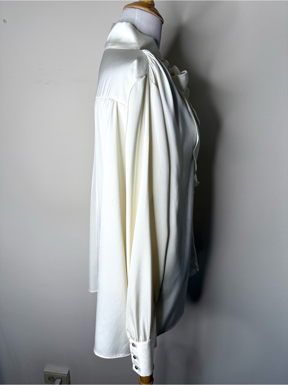 Zara Ivory Satin Ruffle Blouse with Neck Tie - Picture 5 of 6